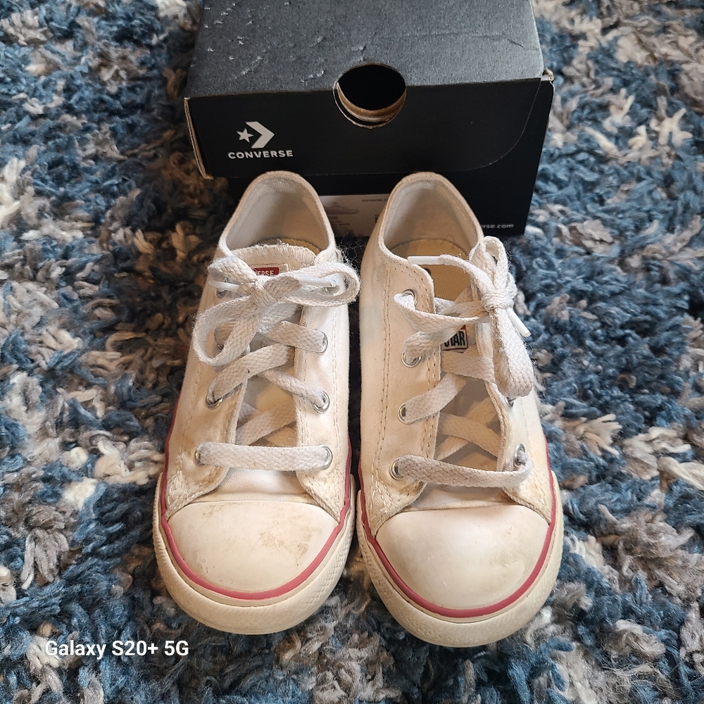 White converse